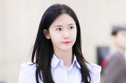 Dingin-Dingin, Yoona Tetap Ceria Syuting 'King in Love' Bareng Hong Jong Hyun