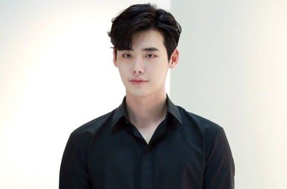 Sempat Dibantah, Inikah Tanggal Wamil Lee Jong Suk?
