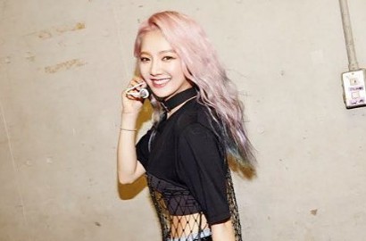 Keren, Foto Hyoyeon SNSD di Instagram Ini Dapat Like dari Rihanna
