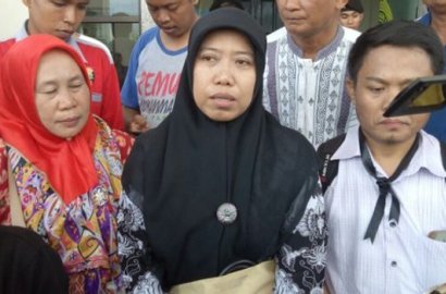Suruh Salat dan Kibaskan Mukena, Kisah Guru Agama Divonis Penjara Jadi Sorotan