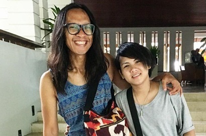 Kompak Unggah Selfie Bareng di Bali, Aming dan Evelyn Akhirnya Baikan?