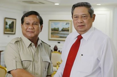 Tuai Kontroversi, Peneliti SMRC Sebut SBY Pernah Pecat Prabowo dari Militer