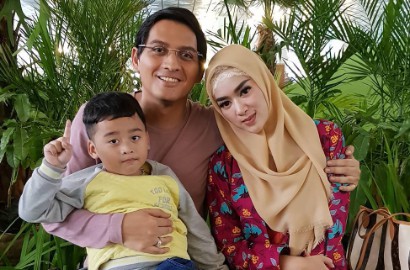Tiara Dewi Nangis Lucky Hakim Bikin Sayembara Rp 500 Juta dan Bongkar Aib