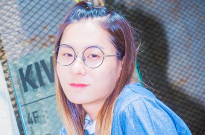 Punya Wajah Mirip, Jang Moon Bok Akui Jadi Kembaran Seulgi