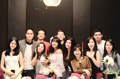 Isu Ciuman Bibir Jessica Mila dan Mischa, Netter Ribut Bahas Agama