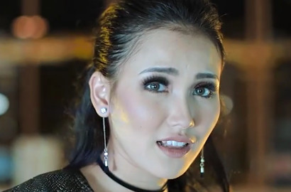 Diterpa Tuduhan Plagiat, MV Ayu Ting Ting 'Kamu Kamu Kamu' Sukses Tembus 1 Juta Viewers