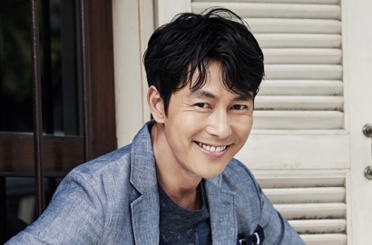 Seganteng Seleb Hollywood, Jung Woo Sung Bikin Heboh Lewat Selfie Ini