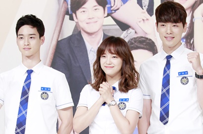 Syuting 'School 2017', Kim Sejeong Tetap Jahili Jang Dong Yoon Meski Terluka