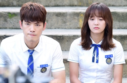 Bikin Baper, Dispatch Tunjukkan 'Kemesraan' Kim Jung Hyun-Kim Sejeong Saat Syuting 'School 2017'