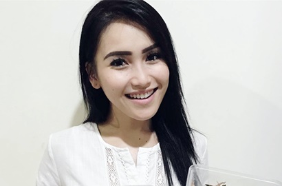 Sindir Haters Bak Kursi Goyang, Ayu Ting Ting Pede 'Nemplok' Produser TV Lagi