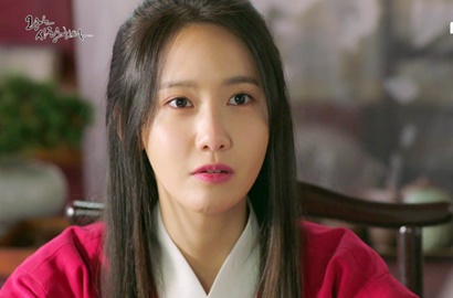 Syuting 'King in Love' Pakai Cadar, Lucunya Yoona Tetap Lahap Makan Bakpao