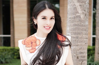 Sandra Dewi Dapat Kue Ultah Cantik Ala Princess Disney, Netter: Gak Tega Potongnya