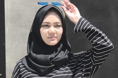 Rina Nose Dekat dengan Pengusaha Kaya, Netter Heboh Bahas Isu Pria 'Belok'