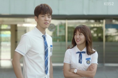 Kim Jung Hyun Gugup Syuting Adegan Romantis dan 'Buang Ciuman' Kim Sejeong di 'School 2017'