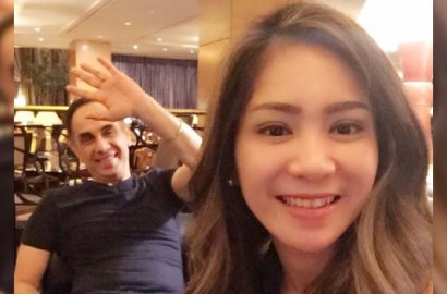Bos PH Sukhdev Singh Akhirnya Pamer Foto Dinner Romantis Bareng Bunga Zainal