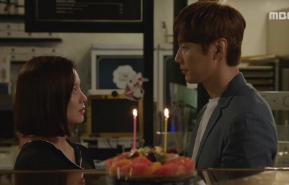 Seohyun-Ji Hyun Woo Ciuman di 'Bad Thief Good Thief', Fans Protes Kurang Hot