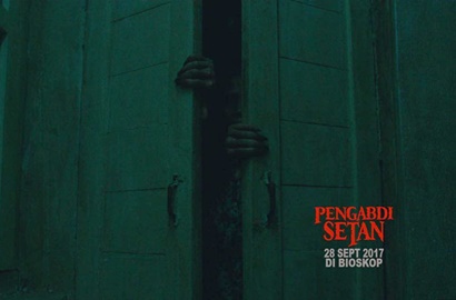 Joko Anwar Kembali Teror Penggemar Lewat Foto Adegan Film 'Pengabdi Setan'