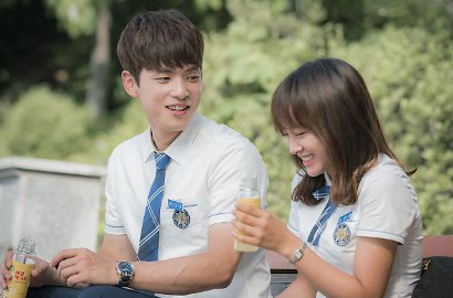 Kim Jung Hyun-Sejeong Makin Unyu, 'School 2017' Bikin Emosi Gara-Gara Ini