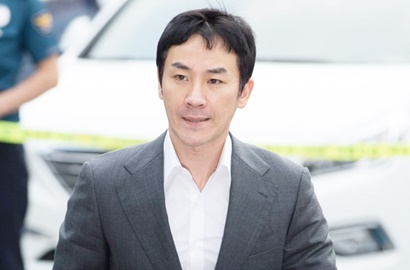 Muncul Perdana Usai Kasus Pelecehan, Uhm Tae Woong Habiskan Waktu Bersama Anak