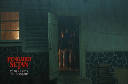 Poster Resmi 'Pengabdi Setan' Dicibir Terlalu Biasa, Joko Anwar Dibela Netter