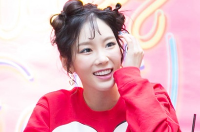 Tampil Kasual, Tae Yeon SNSD Umbar Perut Ramping di Bandara Menuju Jakarta
