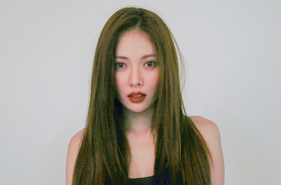 Tampil Polos dan Manis di Foto-Foto Ini, HyunA Malah Dicurigai Oplas Hidung
