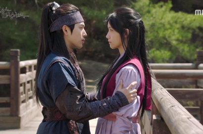 Bertemu di Dalam Penjara 'King in Love', Yoona-Siwan Hampir Menangis dan Buang Muka