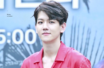 Swag Abis, Pose Unyu Baekhyun di Foto Lawas Ini Bikin Gemes Ingin Cubit