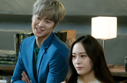 Mesranya Krystal Rangkul Pinggang dan Sandaran Manja ke Gong Myung di Final 'Water God'