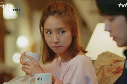 Kencan Bareng Nam Joo Hyuk di 'Water God', Ini Harga Gaun Pink Mini Shin Se Kyung
