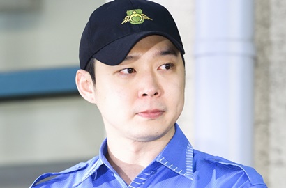 Selesai Wamil, Yoochun Sapa Fans Internasional dengan Bahasa Inggris
