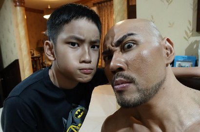Foto Mirip Azka Masuk Akun Pedofil, Netter Minta Deddy Corbuzier 'Ciduk' Pelaku