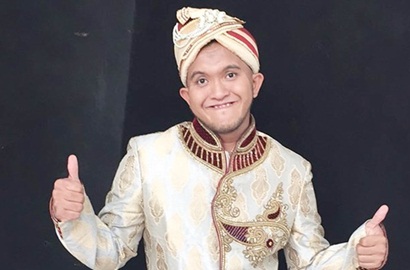 Unggah Video Nyanyi 'Despacito' di Depan Kaligrafi Allah, Caisar Panen Hujatan Netizen