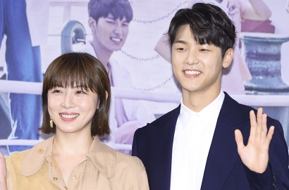 Didampingi Kang Min Hyuk cs, Cantiknya Ha Ji Won di Jumpa Pers 'Hospital Ship'
