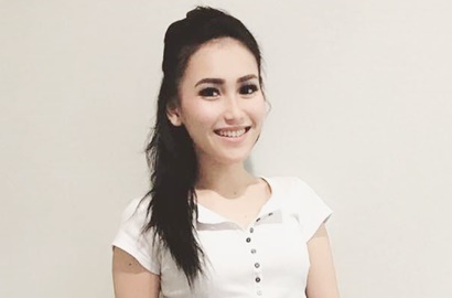 Netter Geger Penampakan Bulu Mata Palsu Ayu Ting Ting Sebelum dan Sesudah Diendorse