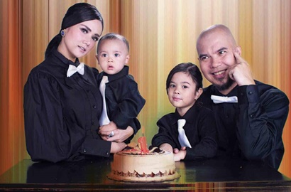 'Dicuekin' dan Nyanyi Jauh-Jauhan dengan Ahmad Dhani, Netter Kasihani Mulan Jameela