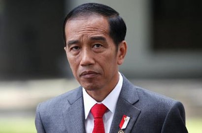 Jokowi Diprediksi Bisa Kalah Telak dari Prabowo-Yusril di Pilpres 2019