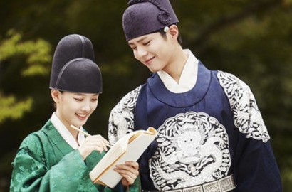 Cerianya Kim Yoo Jung-Park Bo Gum di Perayaan 1 Tahun 'Love in Moonlight'
