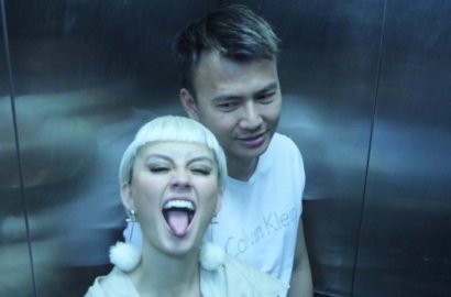 Agnes Monica Goyang Sensual Bareng Pria Lain, Wijaya Saputra Ngamuk?