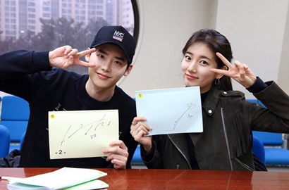 Cerianya Lee Jong Suk dan Suzy di Sesi Baca Naskah 'While You Were Sleeping'