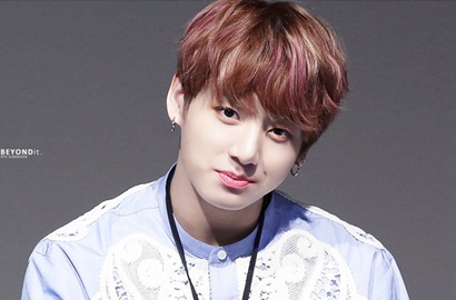 Rayakan Ultah Kocaknya Jungkook Pamer Foto Pakai Kacamata  