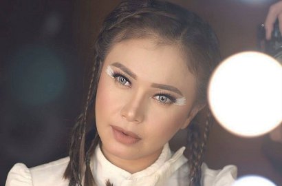 Super Sibuk, Rossa Diam-Diam Siapkan Konser Tunggal di Singapura