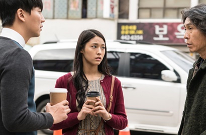 Kim Nam Gil Beri Tatapan Misterius, Seolhyun Tampil Polos di 'Memoir of Murderer'