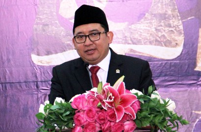 Fadli Zon Lempar Kritikan Pedas untuk Presiden Jokowi