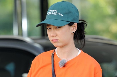 Pakai Dress Tapi Nyentrik di 'Running Man', Song Ji Hyo Tetap Dipuji Cantik