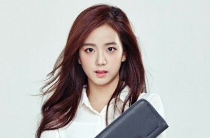 Konyol Hingga Kece Pakai Kacamata, Jisoo Black Pink Buktikan Selalu Cantik