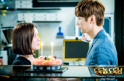 Bukan dari Naskah, Ji Hyun Woo Tulis Sendiri Surat Cinta untuk Menikah dengan Seohyun di 'Bad Thief'