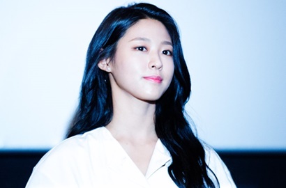 Senang 'Memoir of Murderer' Raih 1 Juta Penonton, Imutnya Seolhyun Pamer Makan Bakpao