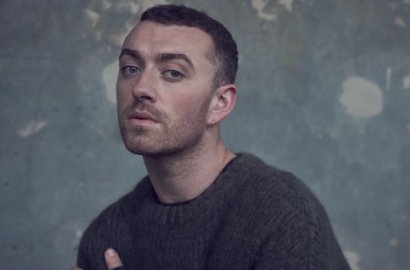 Berdasarkan Pengalaman Pribadi, Sam Smith Rilis Single Emosional 'Too Good at Goodbyes'