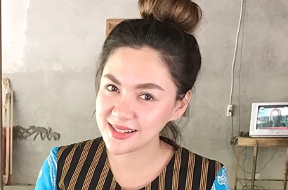 Vicky Shu Nangis di Pengajian Jelang Nikah, Netter: Tetap Cantik
